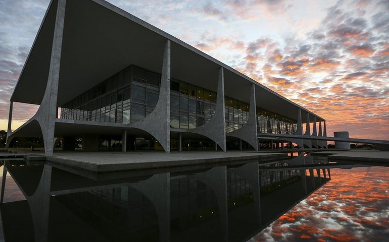 Justiça rejeitou contas de campanha de 67 deputados eleitos em SP, RJ, BA e RS