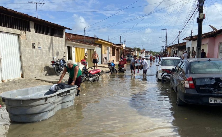 Ribeirinhos da Lagoa Mundaú devem procurar local seguro