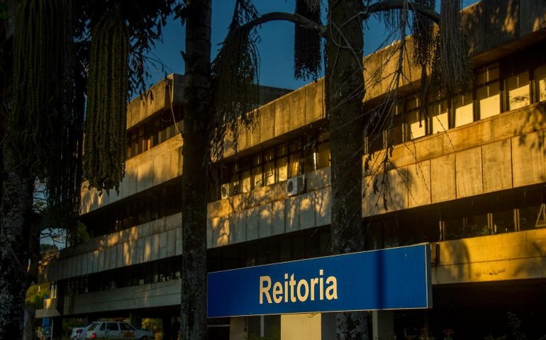 Greve em universidades é tema de audiência na Câmara nesta quinta-feira