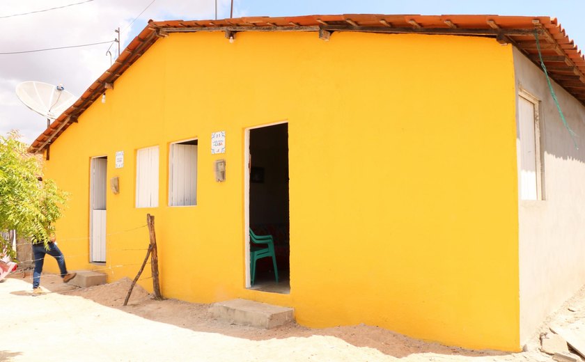 Programa de melhorias habitacionais, o Vida Nova na Sua Casa avança no interior de Alagoas