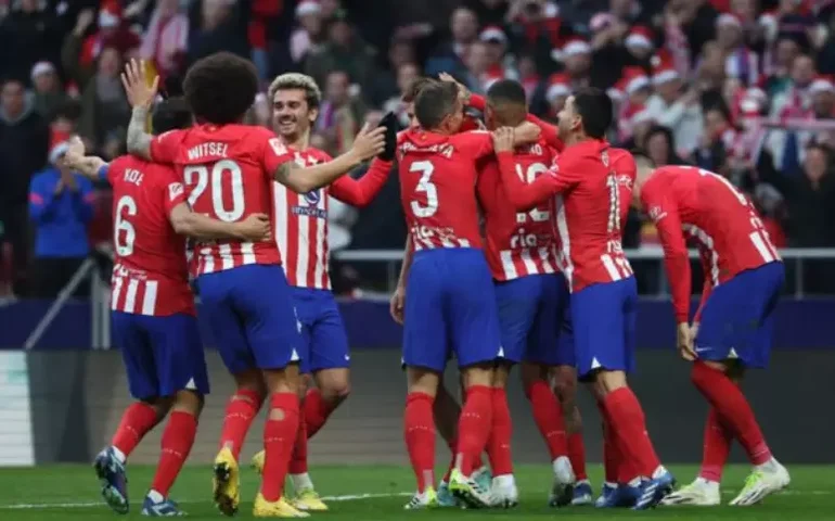 Girona derrota o Bétis em casa e encosta no Barcelona no Campeonato Espanhol