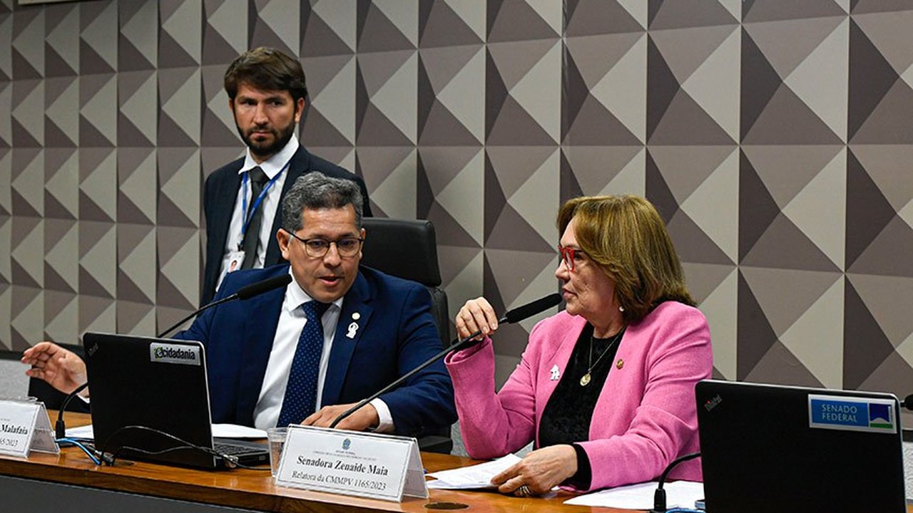 MP do Mais Médicos deve ser votada na quarta-feira por comissão mista