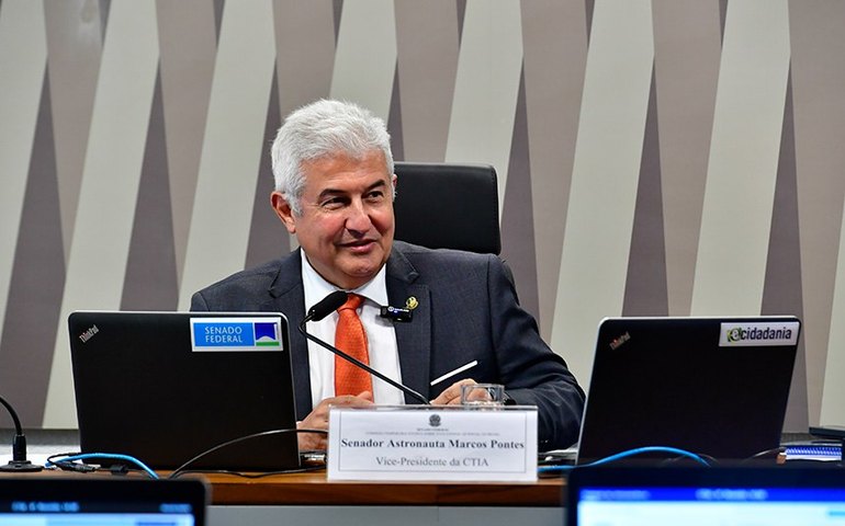 Receio do desconhecido não pode travar pesquisas sobre IA, dizem debatedores