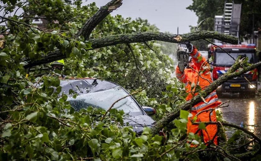 Tempestade na Holanda e Alemanha deixa dois mortos e provoca interrupções em aeroporto