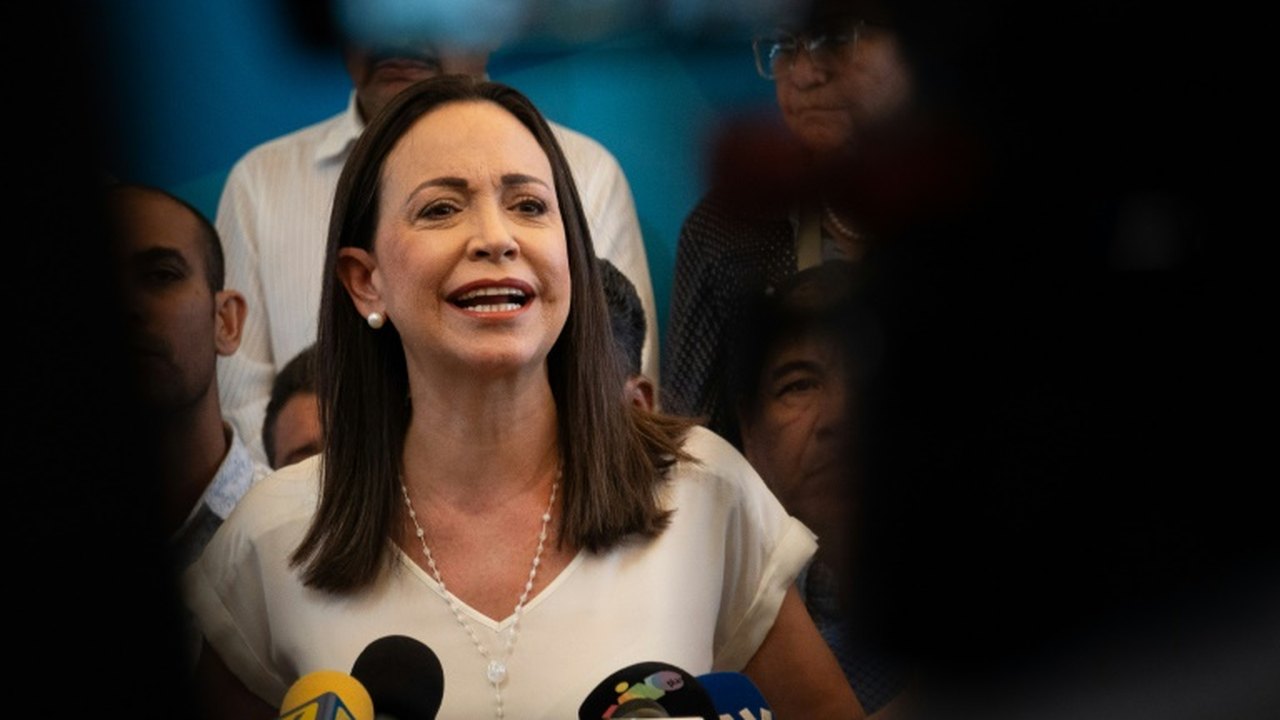 Chefe de campanha da opositora María Corina transmite ao vivo sua detenção na Venezuela; vídeo