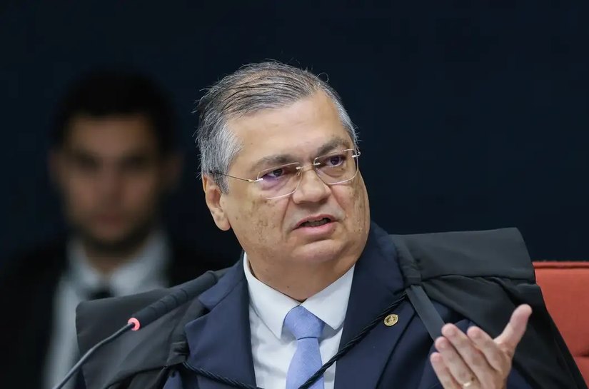 Flávio Dino rejeita alegação de Sóstenes para não explicar fala sobre emendas