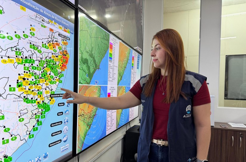 Feriado com chuvas passageiras e variação de nuvens em Alagoas