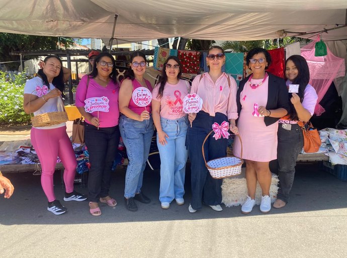 “Blitz Rosa” leva conscientização sobre o autocuidado às mulheres durante o Outubro Rosa