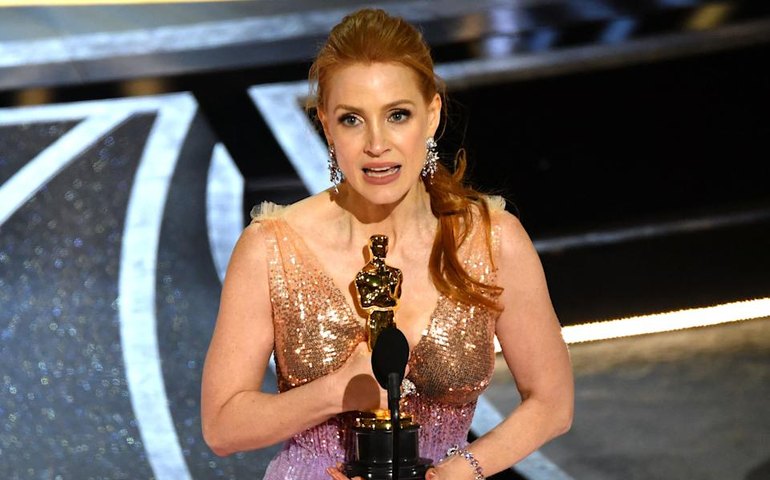 Jessica Chastain vence o seu primeiro Oscar