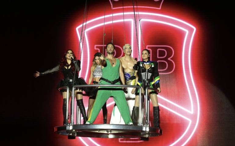 'Racha' no RBD: Dulce confirma irregularidades em turnê; integrantes ignoram aniversário de Anahí