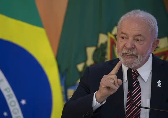 Lula avalia vetar taxação federal de compras internacionais até US$ 50