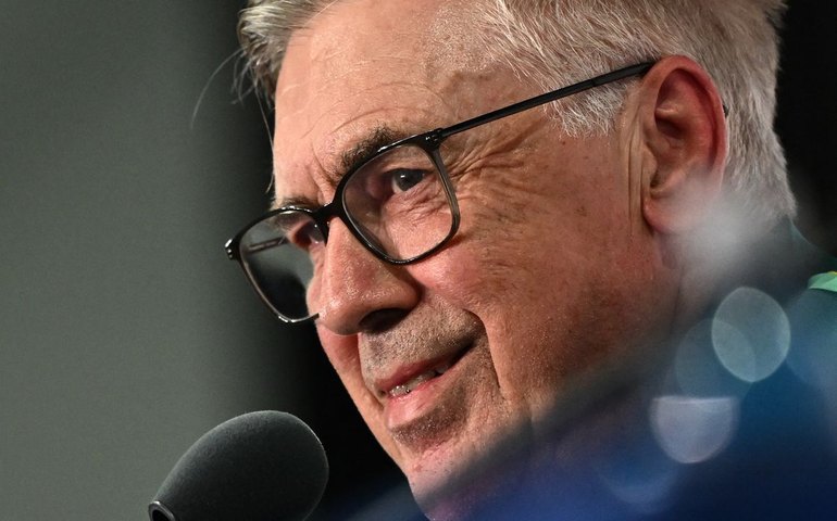 Ancelotti destaca bola parada e vê Brasil competitivo na estreia da Copa