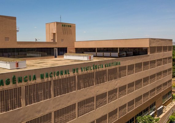 Anvisa proíbe venda de lotes de balas da Dori por risco de Salmonella