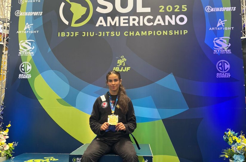 Anavivian Santos conquista ouro no Sul-Americano de Jiu-Jítsu em São Paulo