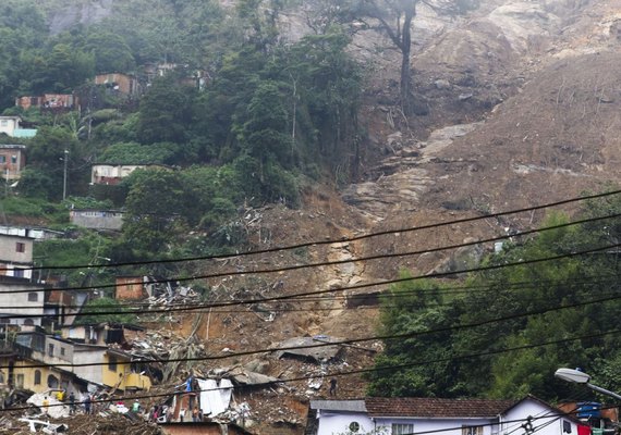 Petrópolis tem morte por leptospirose e aumento de casos da doença após chuvas