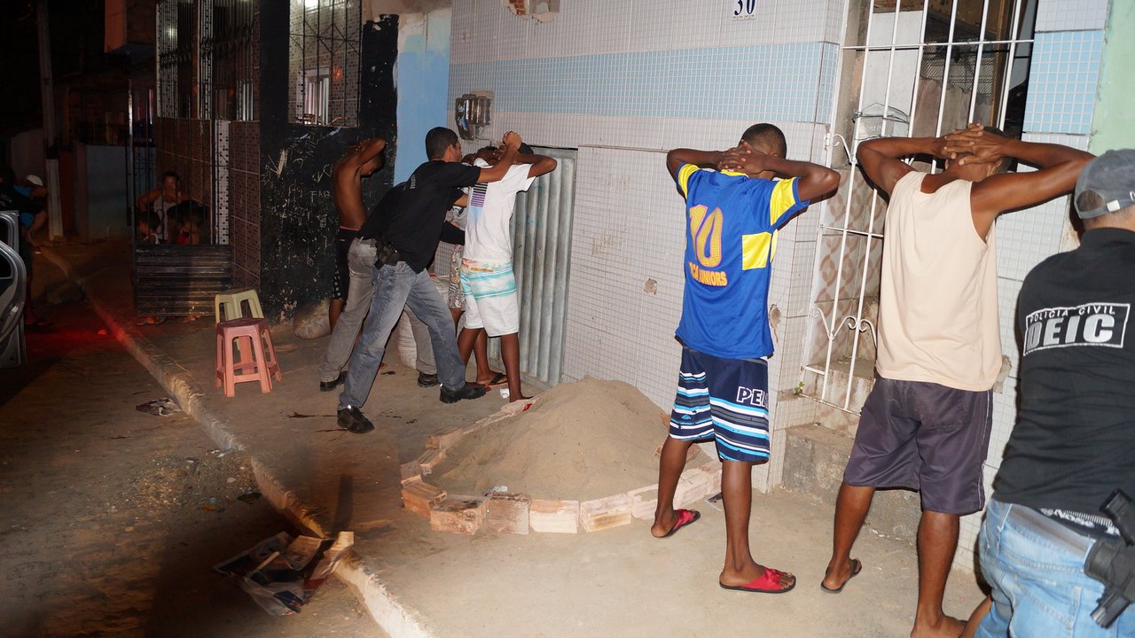 Forças policiais intensificam ações preventivas em Maceió
