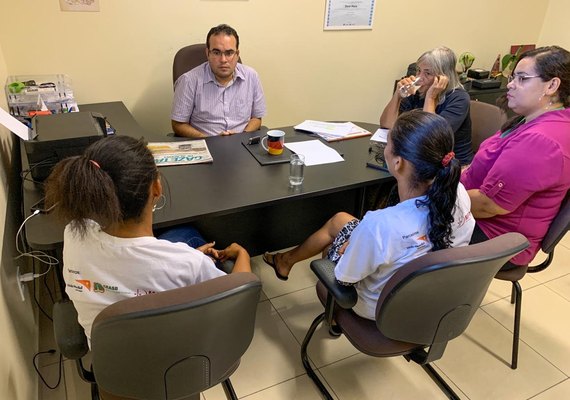 Davi Maia debate questão de marisqueiras afetadas pelos impactos do óleo