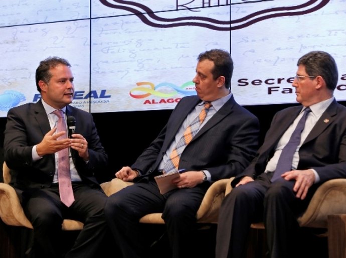 Nomes de peso da economia nacional destacam eficiência do ajuste alagoano