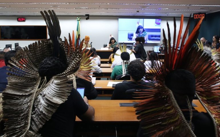 Lideranças indígenas cobram do Congresso respeito aos seus direitos