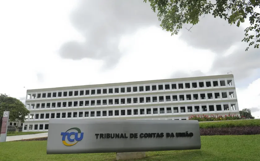 MP pede ao TCU investigação sobre contratos fechados por assessores de Ciro Nogueira e Marcelo Castro