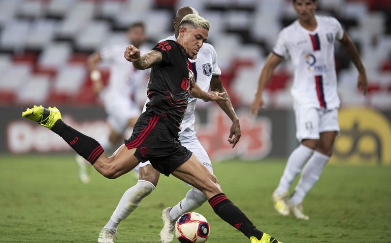 Flamengo deslancha no segundo tempo e vence o Resende no Maracanã