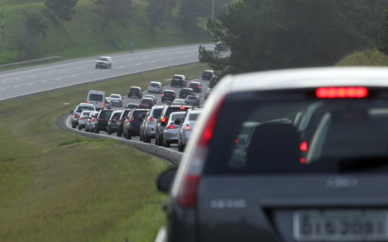 Reajuste do pedágio em SP: Quanto fica a viagem para o réveillon e as férias?