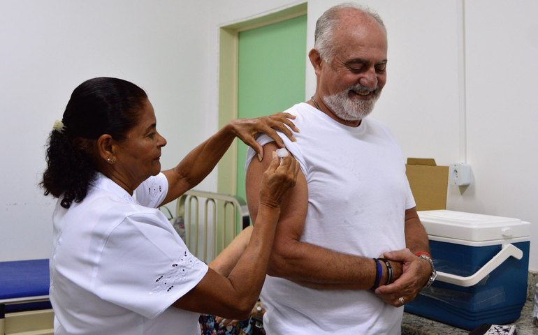 Campanha de Vacinação contra a Influenza tem início em Alagoas