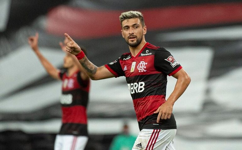 Fla volta a tropeçar com time alternativo e fica fora do G-4 no Campeonato Carioca