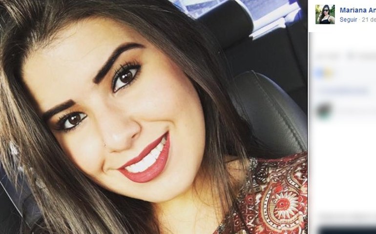 Vídeo mostra estudante junto com autor do crime durante festa em SP