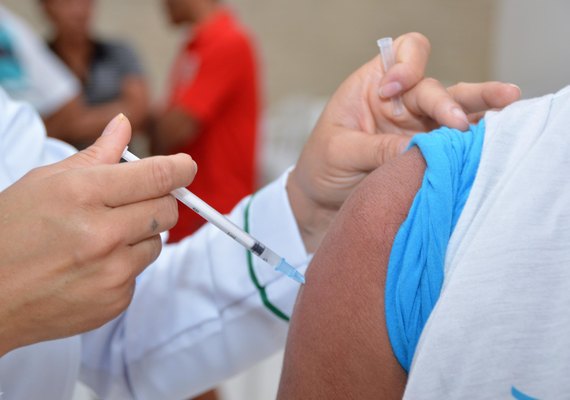 Campanha de Multivacinação de 2023 em Alagoas supera índices alcançados no ano passado