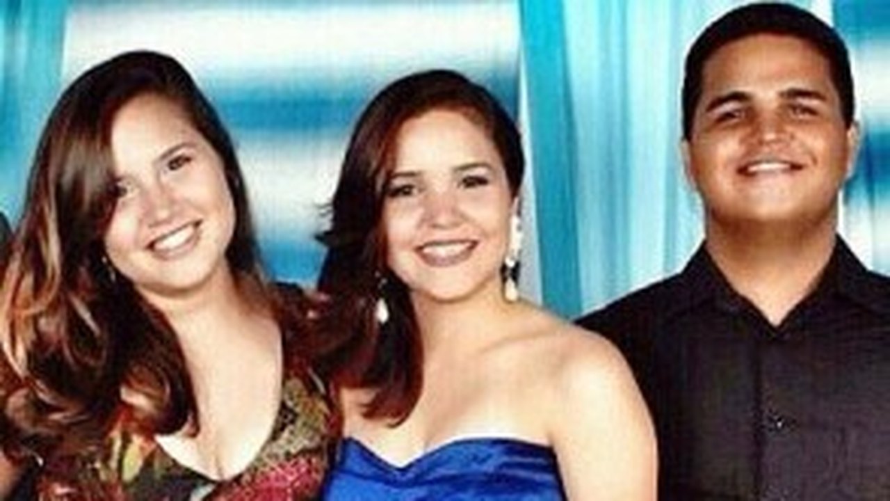 Polícia analisa se Felipe se suicidou ou foi assassinado por uma das irmãs