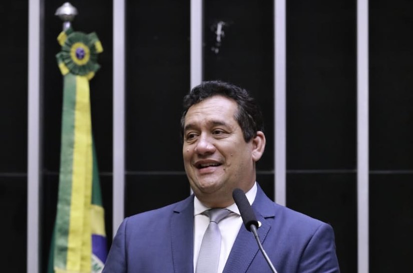 Severino Pessoa homenageia trabalhadores e fala sobre Reforma da Previdência