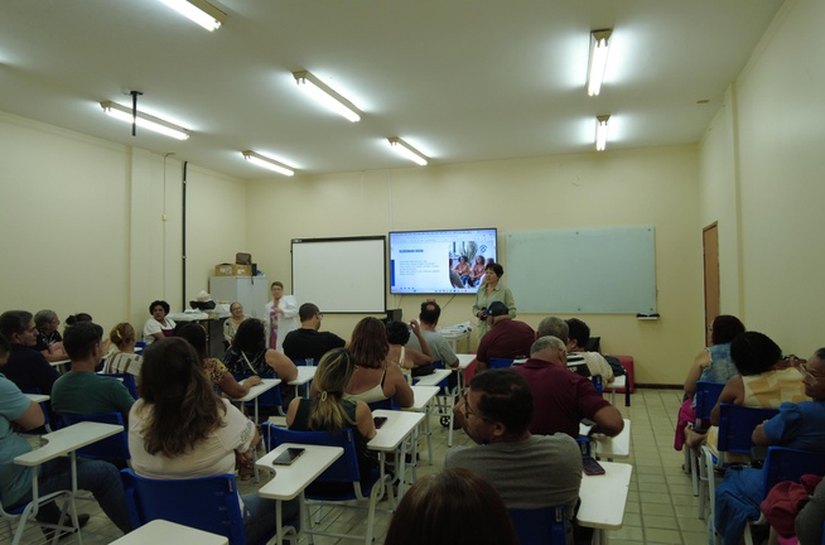 HUPAA encerra mais uma turma do programa antitabagismo