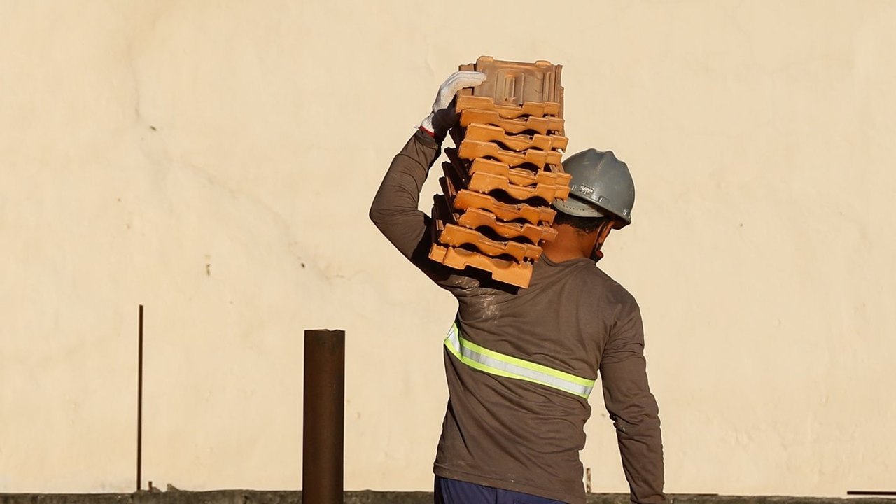 INCC/Sinapi de abril sobe 0,27% ante alta de 0,2% em março, diz IBGE