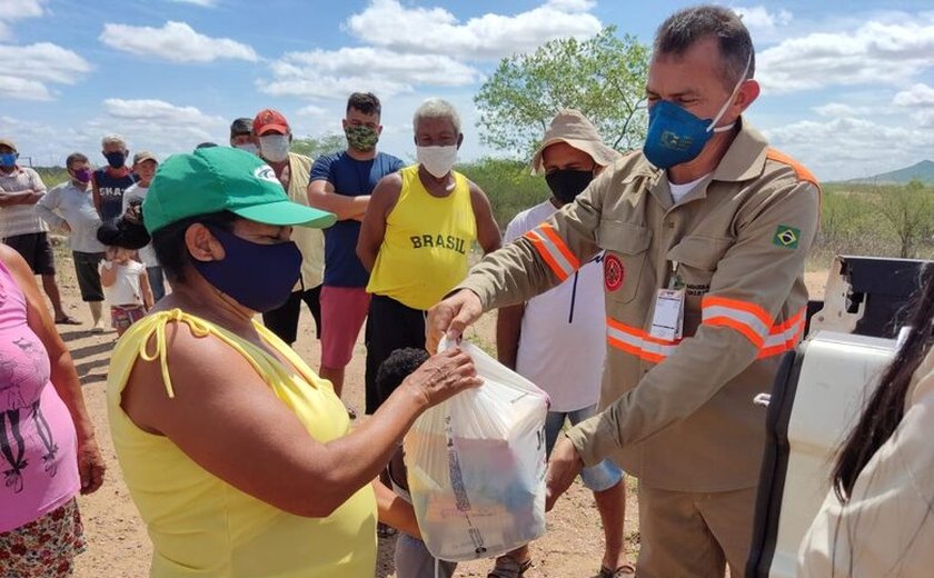 Natal da Esperança: voluntários da MVV realizam doação de 200 cestas básicas no Agreste