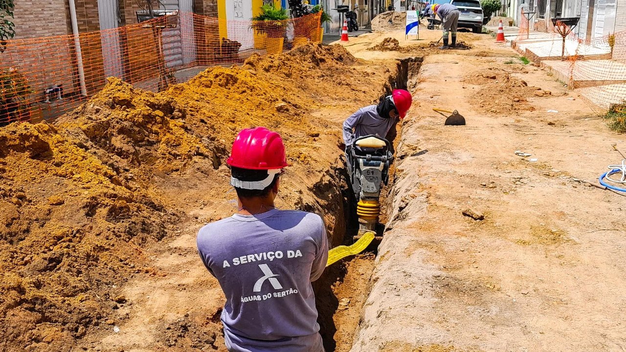 Mais Água Alagoas: com investimento de R$ 590 mil, megaoperação traz melhorias na rede de abastecimento do Sertão