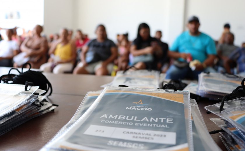 Prefeitura de Maceió emite 250 alvarás de ambulantes para o Carnaval 2023