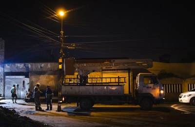Iluminação da Cidade Universitária passa por manutenção após danos causados pelas chuvas