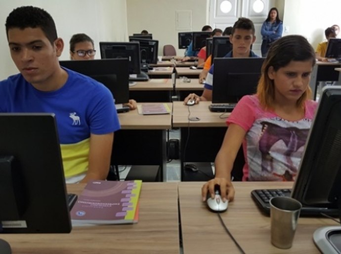 Juventude Empreendedora vai certificar mais de 90 estudantes no Governo Presente