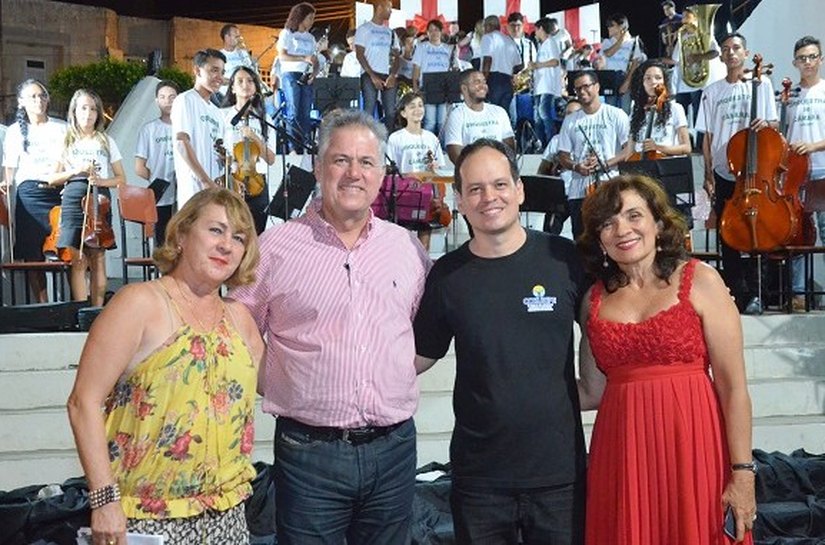 Concerto Natalino e apresentações culturais marcam a abertura do Natal em Coruripe