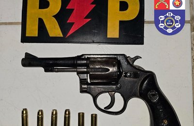 PM-AL detém menor com arma de fogo em Santana do Ipanema