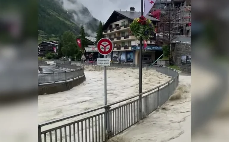 Tempestades inundam estradas e interrompem tráfego aéreo em Genebra; veja fotos