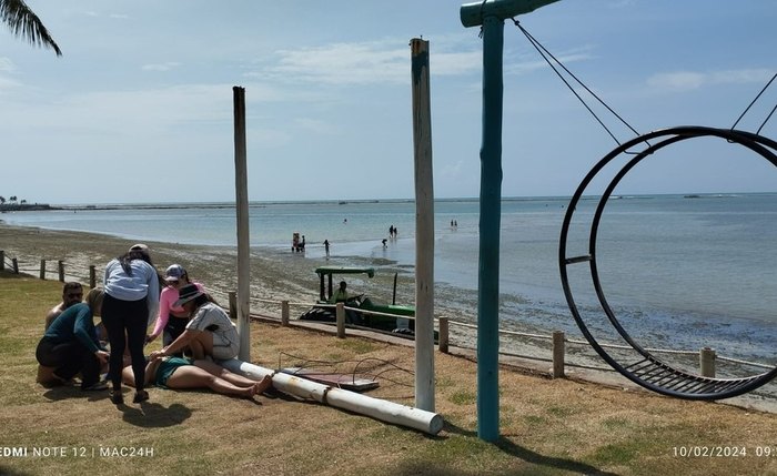 Mulher precisou levar mais de 10 pontos na nuca Mulher precisou levar mais de 10 pontos na nuca