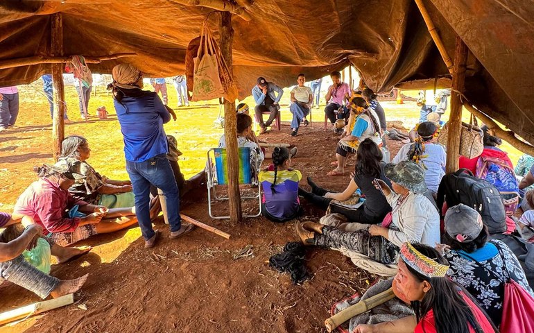 Indígena Guarani-Kaiowá é assassinado por pistoleiros em Iguatemi (MS)