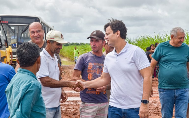 Projeto Maná 2023: Prefeito Marcelo Beltrão participa da entrega dos últimos lotes aos beneficiários