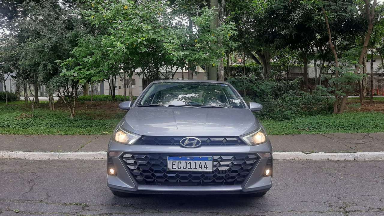 Hyundai comemora uma década de sucesso do HB20S
