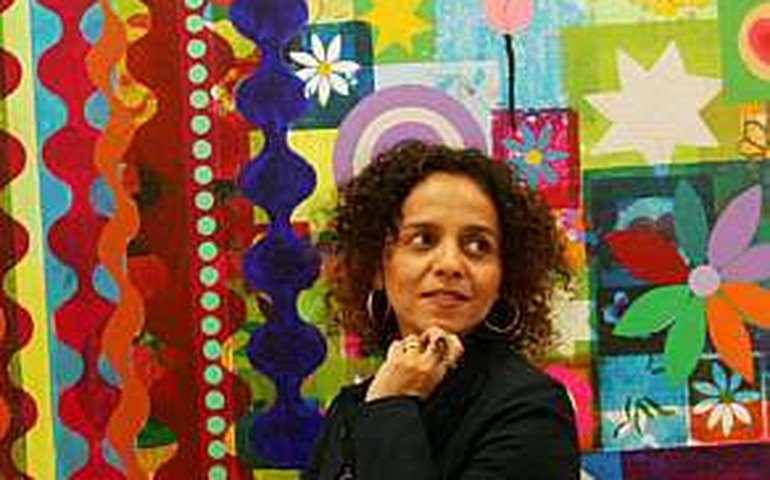 Obras de Beatriz Milhazes são expostas no Sesc Arapiraca