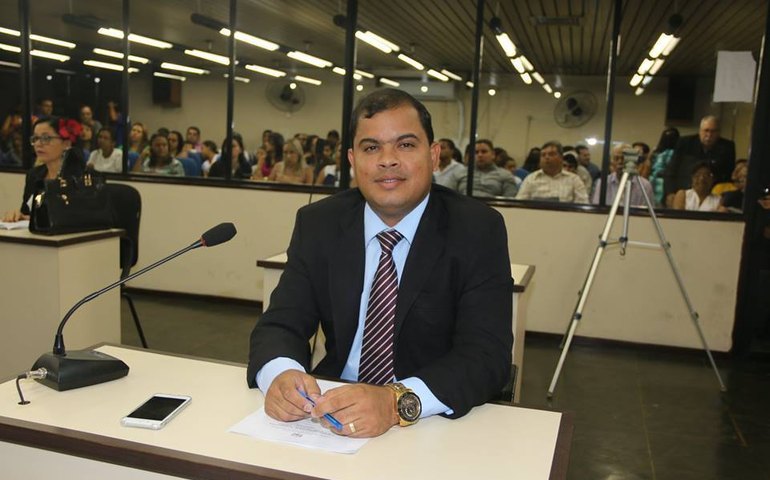 Sem transparência: Transmissão de sessões continuam suspensas na Câmara em Palmeira