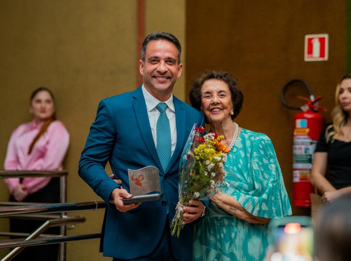 Prêmio Selma Britto celebra 10 anos com homenagens a grandes personalidades
