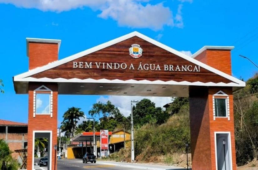 ALE aprova em 1º turno projeto que reconhece Festival de Inverno de Água Branca como Patrimônio Cultural